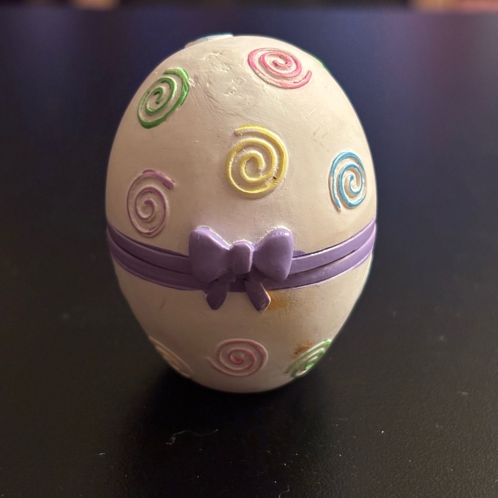 Decorative Egg with Swirl Patterns